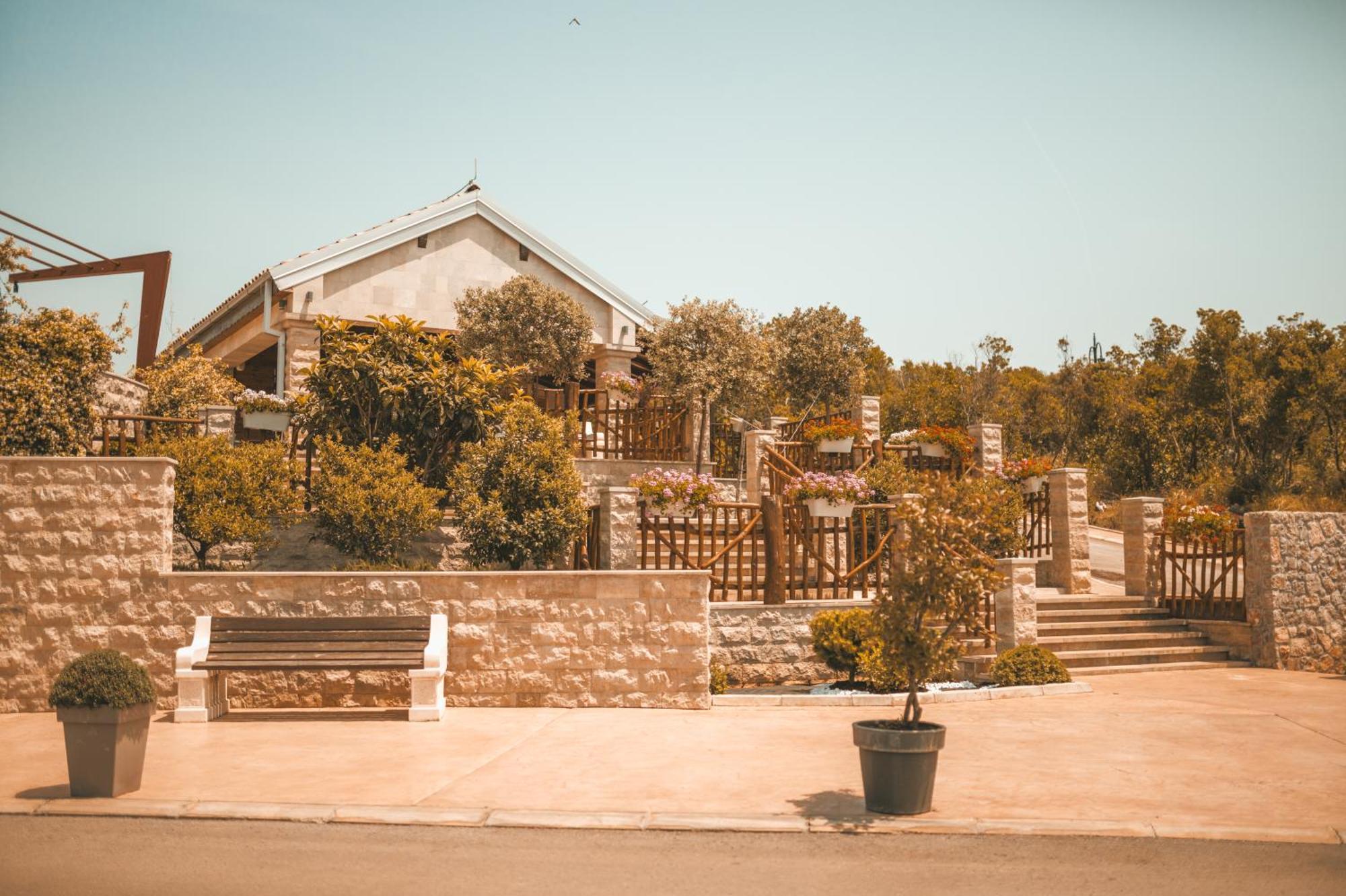Carevic Resort & Villas Будва Екстер'єр фото